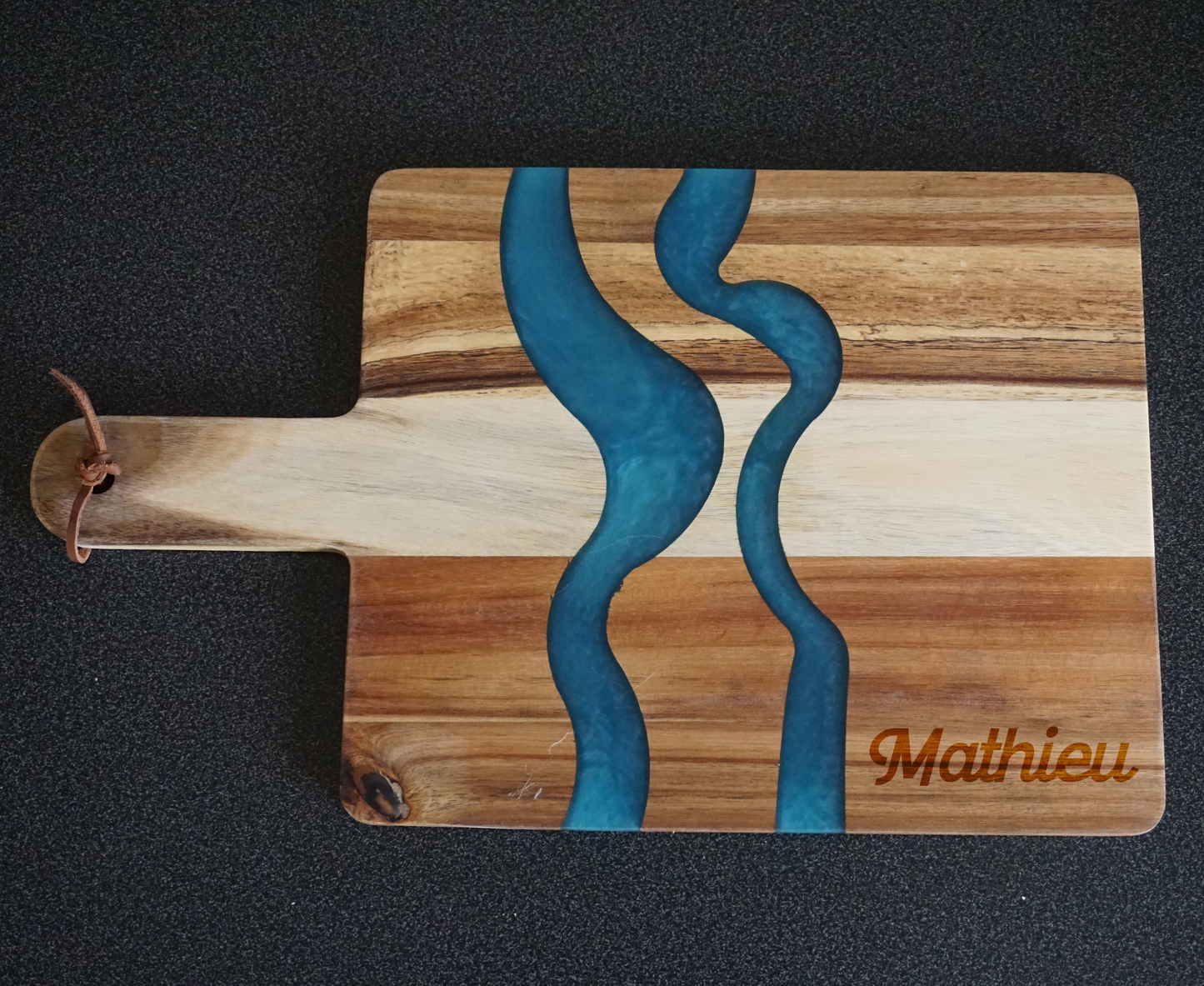 PERSONNALISATION GRAVURE PLANCHE EN BOIS